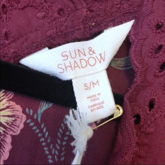 Sun & Shadow Eyelet Lace Floral Kimono NWT - Picture 5 of 10